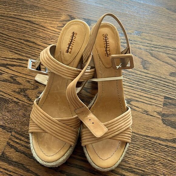Schutz 10.5 Blisse Platform Sandal (Women) color Camel
Schutz - Picture 4 of 6